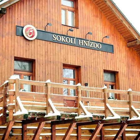 Sokoli Hnizdo Hotel Hlaska Bagian luar foto
