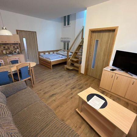 Sokoli Hnizdo Hotel Hlaska Bagian luar foto
