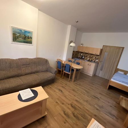 Sokoli Hnizdo Hotel Hlaska Bagian luar foto