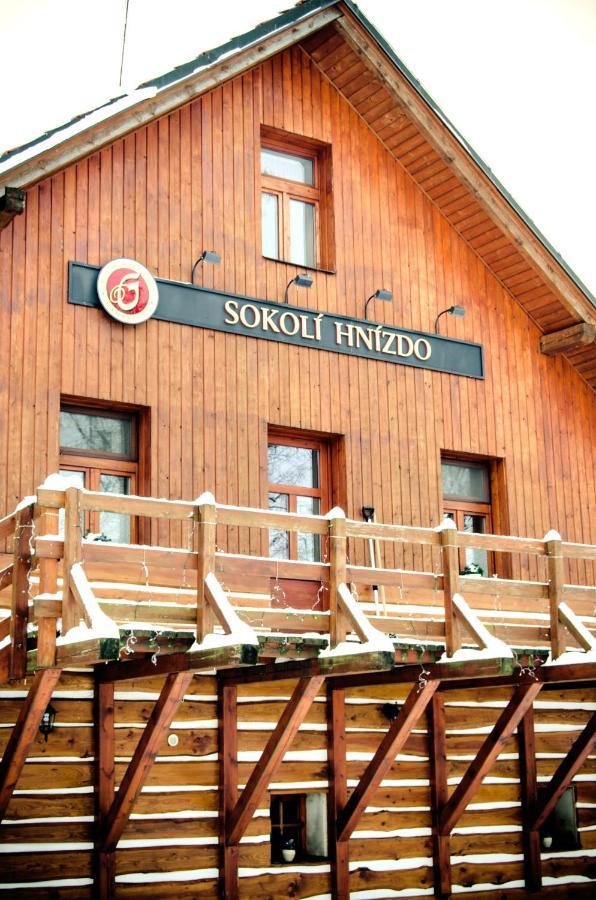 Sokoli Hnizdo Hotel Hlaska Bagian luar foto