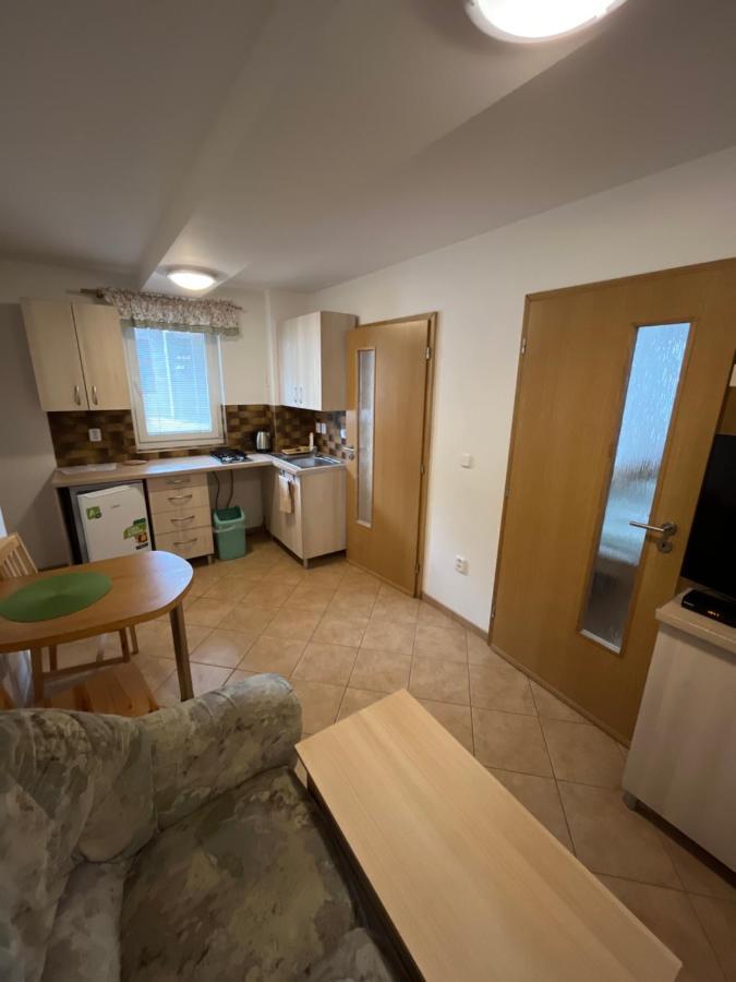 Sokoli Hnizdo Hotel Hlaska Bagian luar foto
