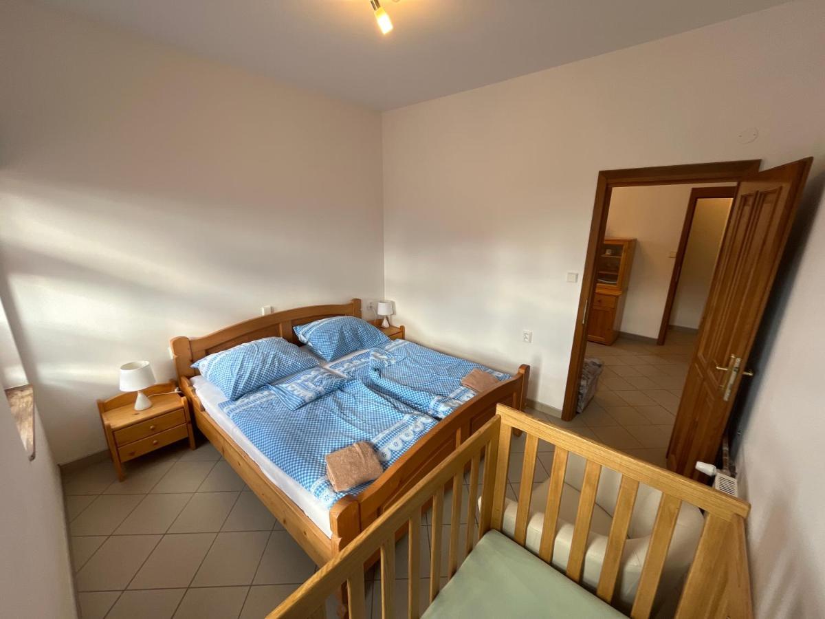 Sokoli Hnizdo Hotel Hlaska Bagian luar foto