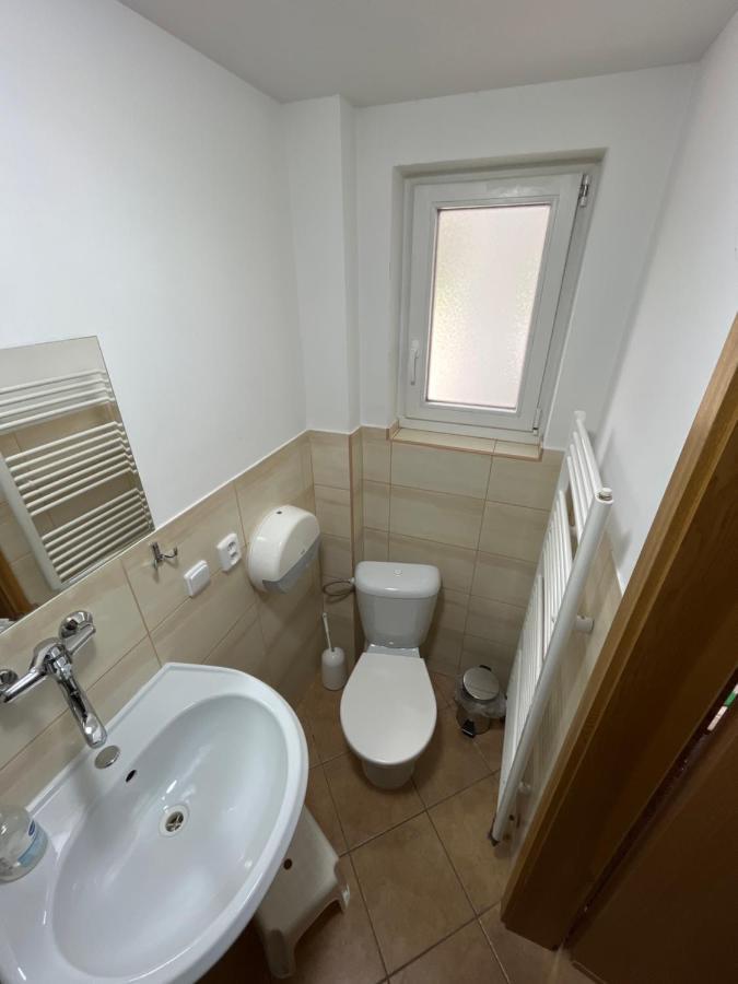 Sokoli Hnizdo Hotel Hlaska Bagian luar foto