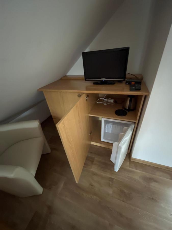Sokoli Hnizdo Hotel Hlaska Bagian luar foto